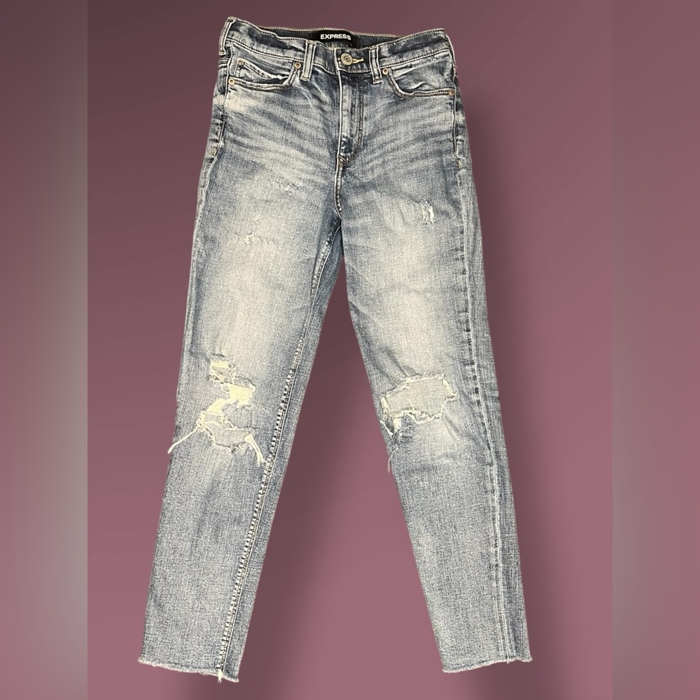 Girlfriend high rise distressed express jeans